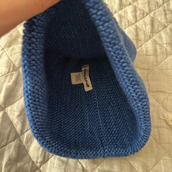 Misha and puff merino garter hat blueberry - Picture 5 of 8